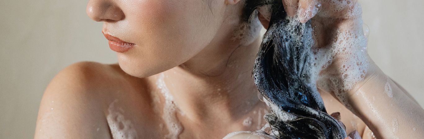 Mainichi Scalp Massager – NatureLab. TOKYO